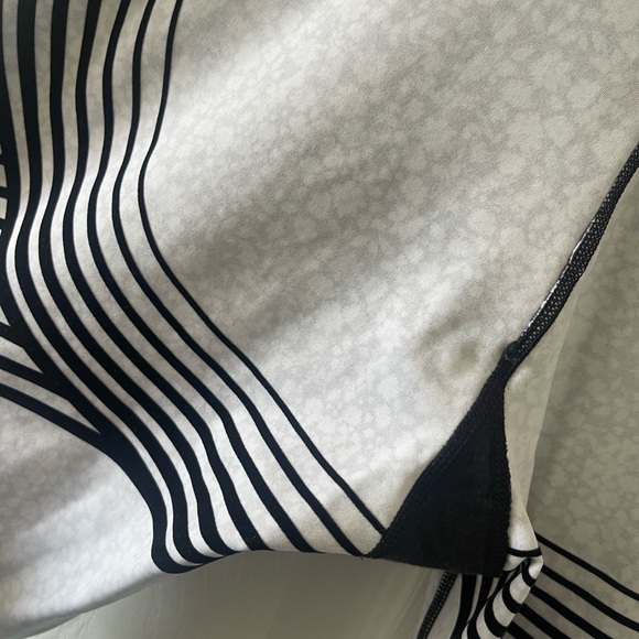 Knix Blue and Purple Leggings High Waist Stretch - Picture 6 of 6